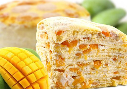 <b>芒果榴莲千层蛋糕怎么做步骤</b>